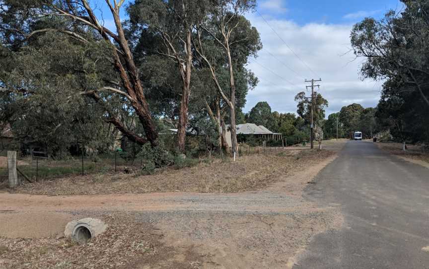 Main street of Bellmount Forest, New South Wales.jpg