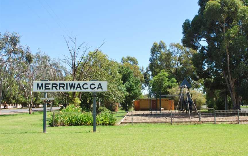 Merriwagga Railway Sign001