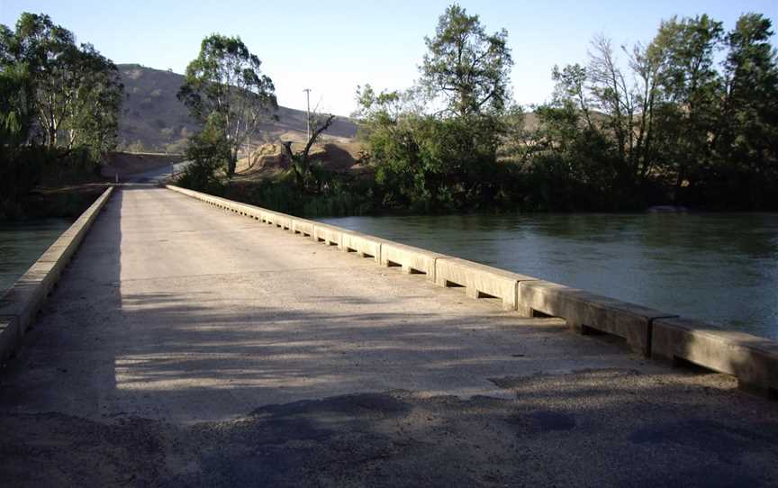 Mundarlo - Murrumbidgee River Crossing.jpg