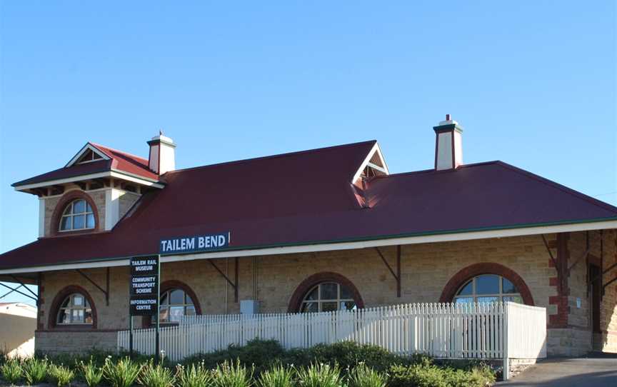 Tailem Bend Train Station