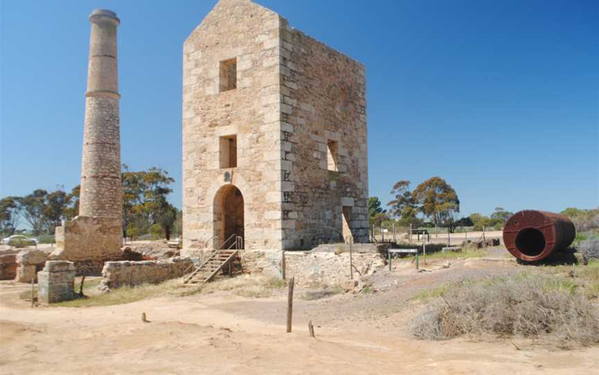 Moonta Mines Hughes' Enginehouse 4 (22049325459).jpg