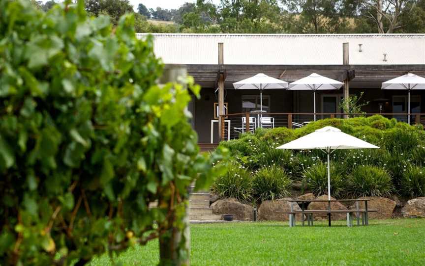 Greenstone Vineyards, Wineries in Yarra Glen