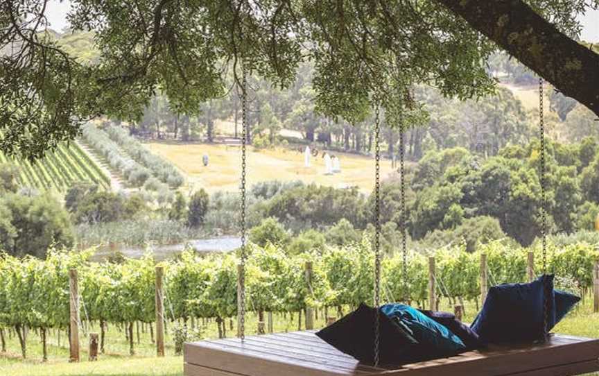 Tucks, Wineries in Red Hill South