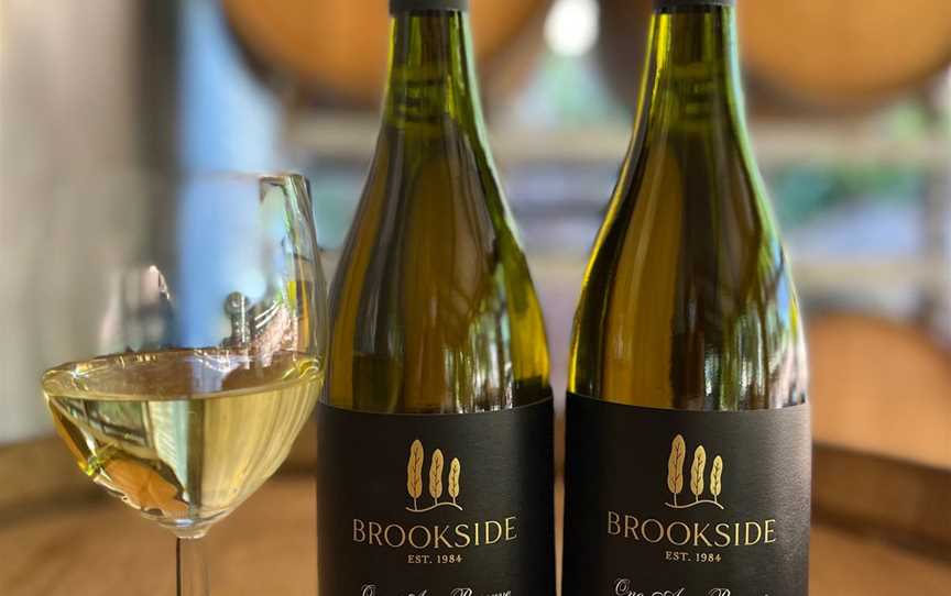 Brookside Vineyard & Kitchen, Wineries in Bickley
