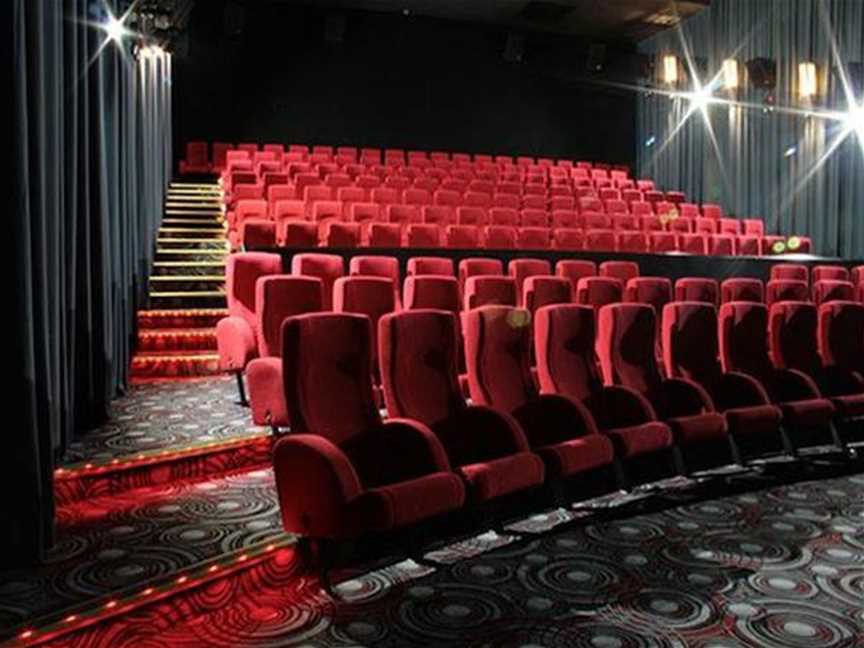 Grand Cinemas Armadale, Local Facilities in Armadale