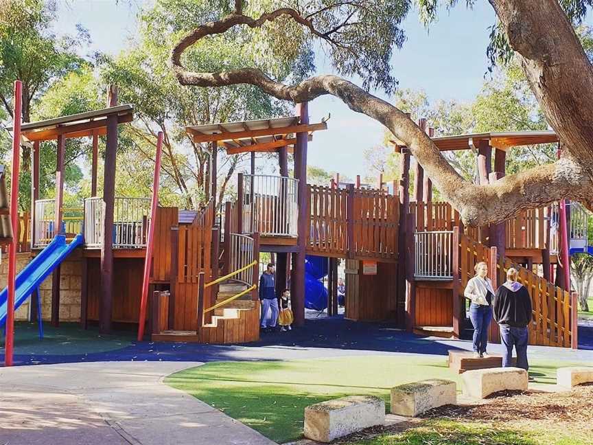 Rotary Park, Local Facilities in Wanneroo