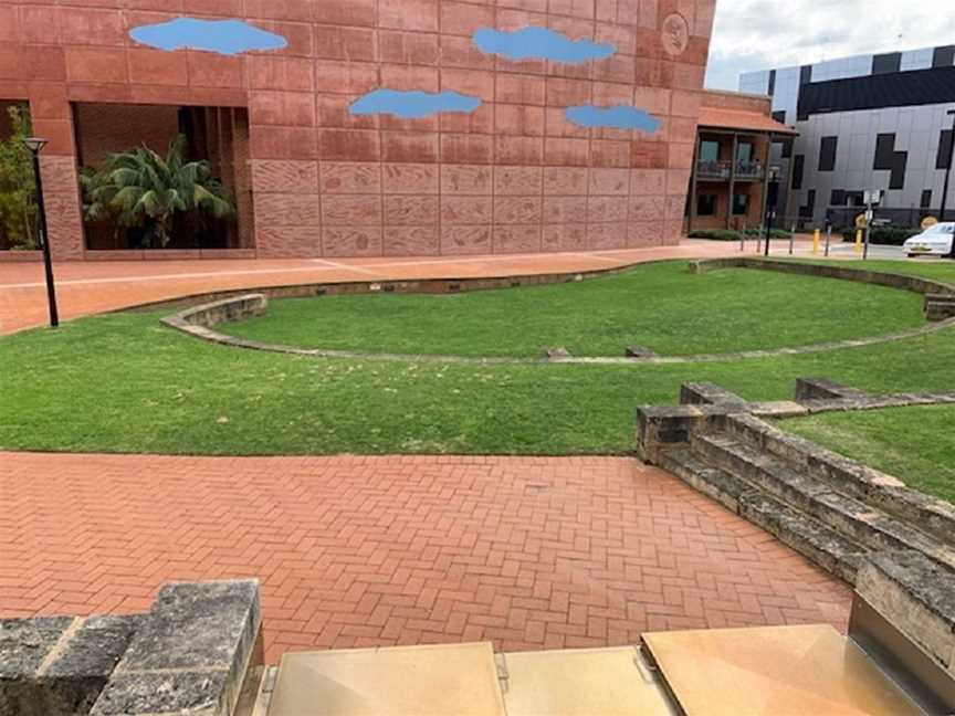 Civic Centre Park - Jacaranda Amphitheatre, Local Facilities in Wanneroo