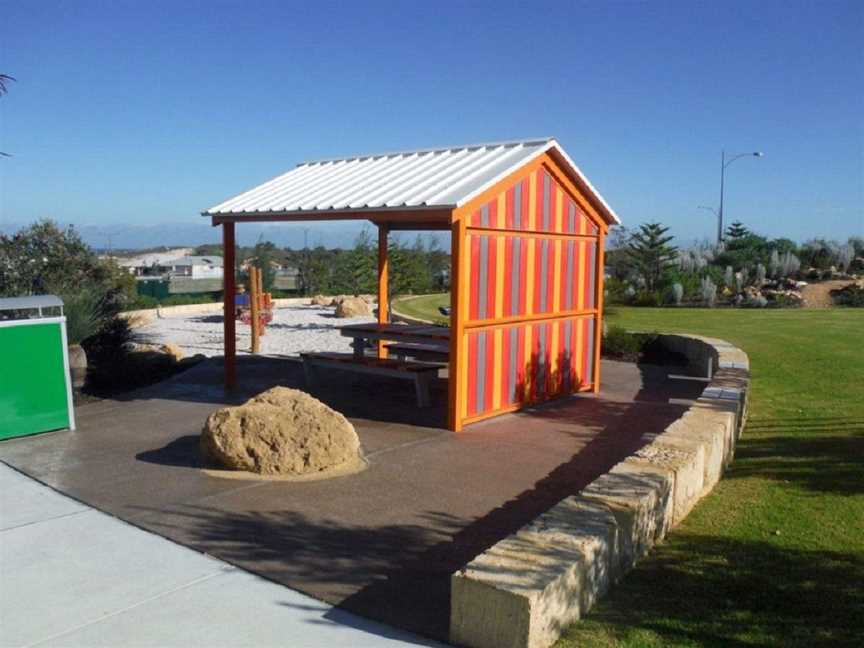 Bryde Park, Local Facilities in Alkimos