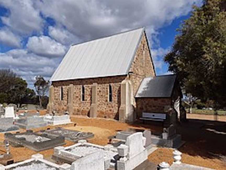St Patrick's Anglican Church, Local Facilities in East Pingelly