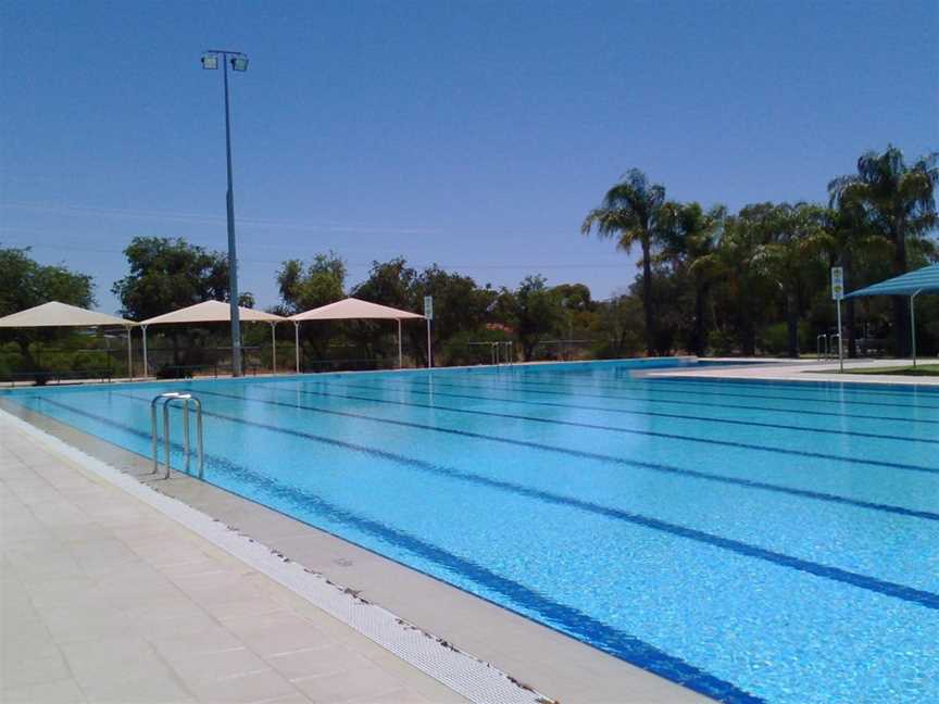 Morawa Swimming Pool , Local Facilities in Morawa