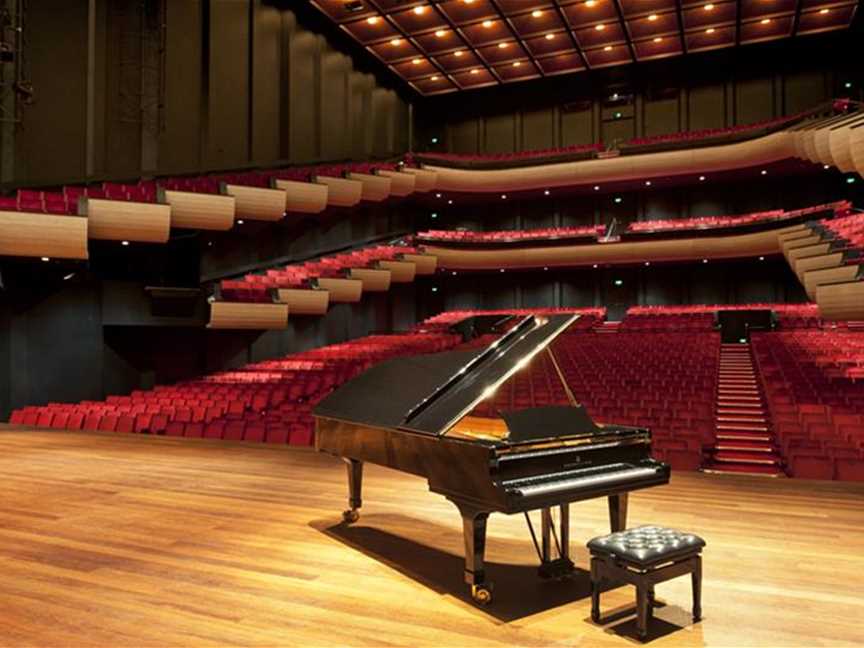 Perth Concert Hall, Local Facilities in Perth