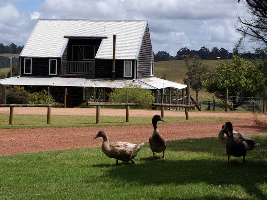 Pump Hill Farm Cottages, Accommodation in Pemberton