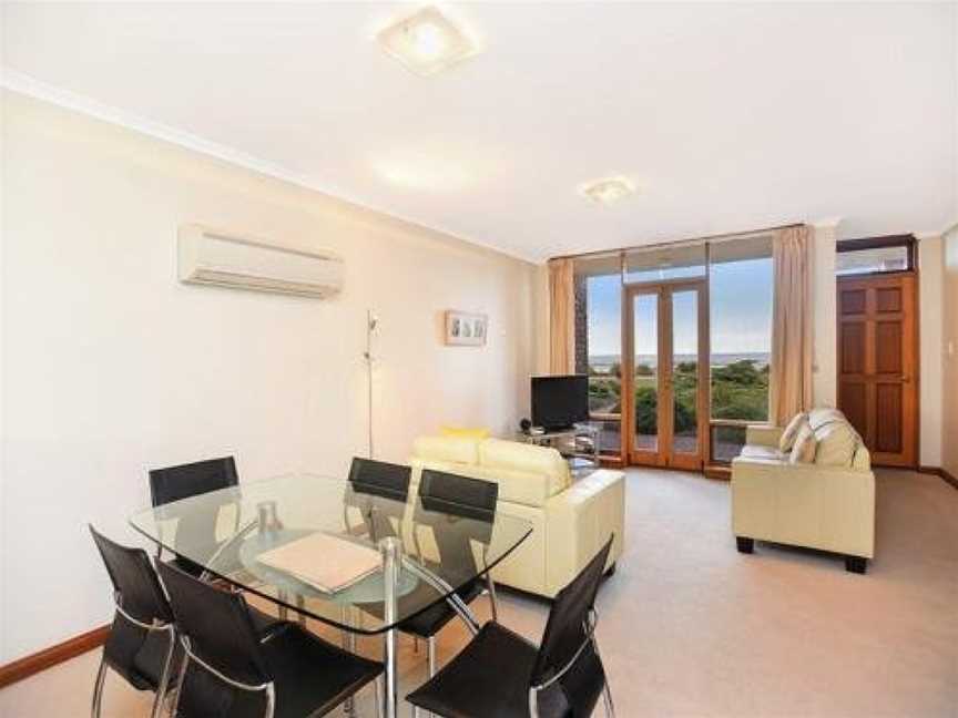 By The Sea - Franklin Beachfront Apartment - WiFi, Accommodation in Encounter Bay