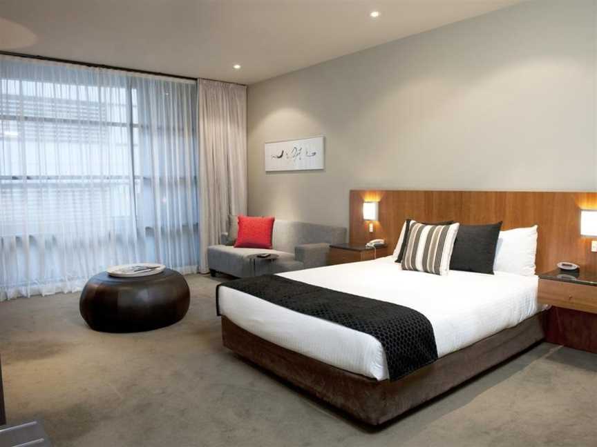 Mantra Hindmarsh Square, Accommodation in Adelaide CBD