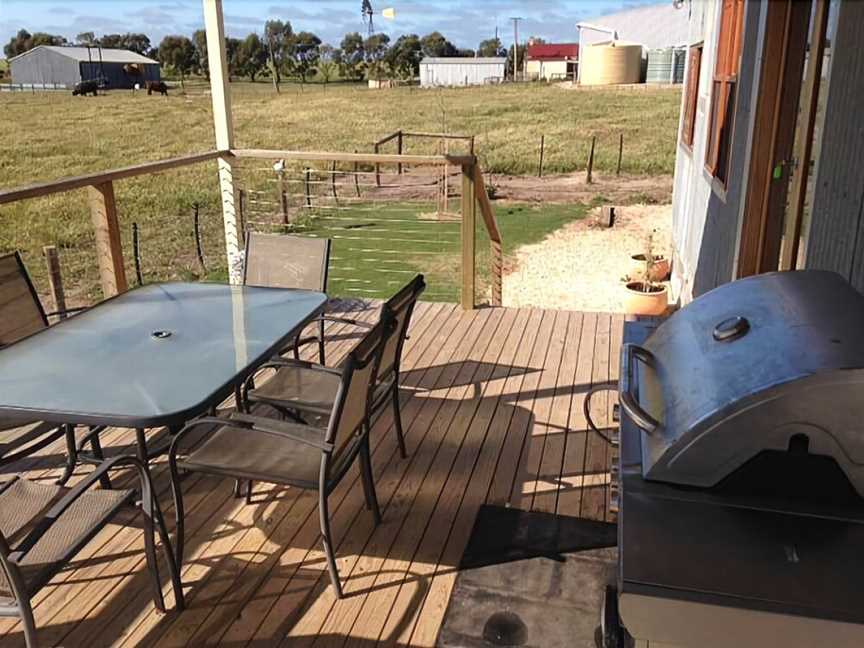 Redwing Farm Stay, Weetulta, SA