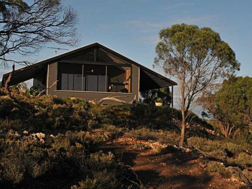 Romantic Getaways at Riverview Rise Retreats, Accommodation in Cowirra