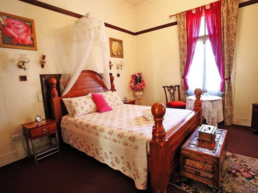 Royal Private Hotel, Charters Towers City, QLD