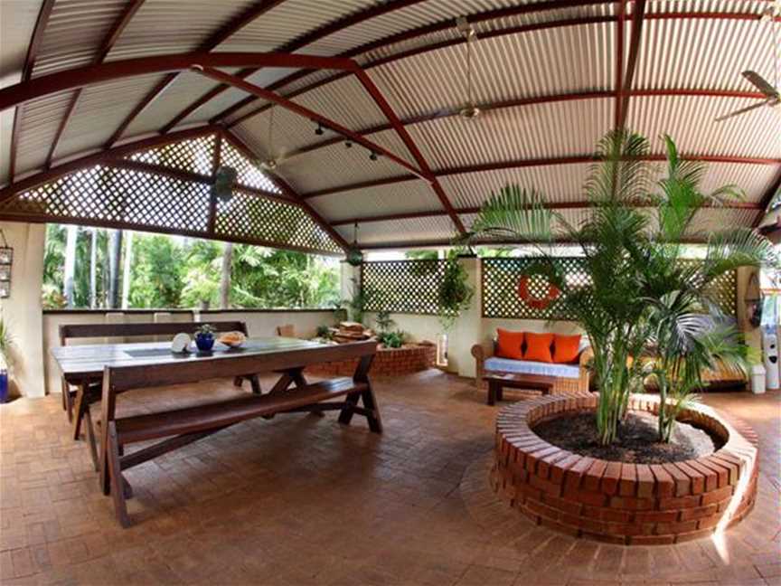 Divers Bell Bed & Breakfast, Accommodation in Broome