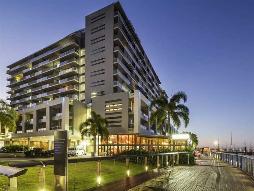 Privately owned Hotel Room by Cairns Marina 222, Cairns, QLD