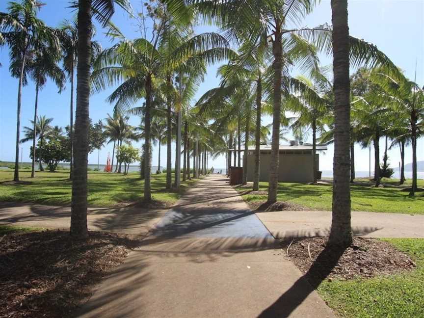 Tropical on McKenzie MK1, Cairns North, QLD