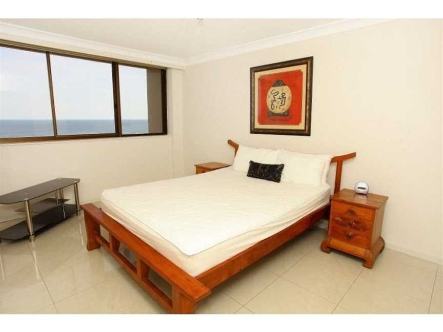 Breakers North Absolute Beachfront Apartments, Accommodation in Surfers Paradise