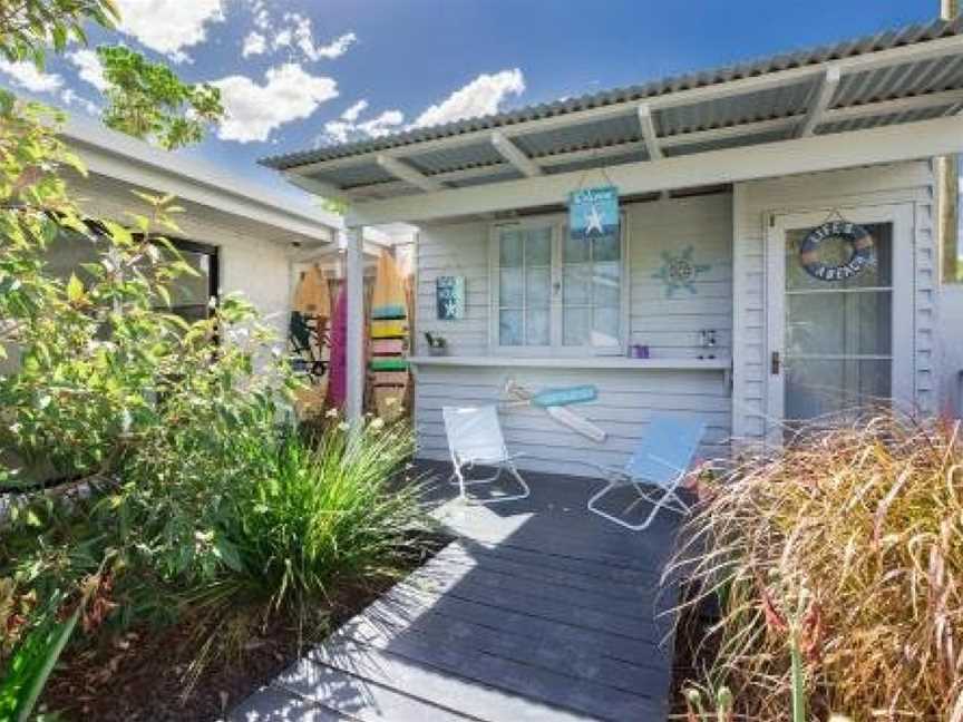 Lamour Holiday Beach House, Surfers Paradise, QLD