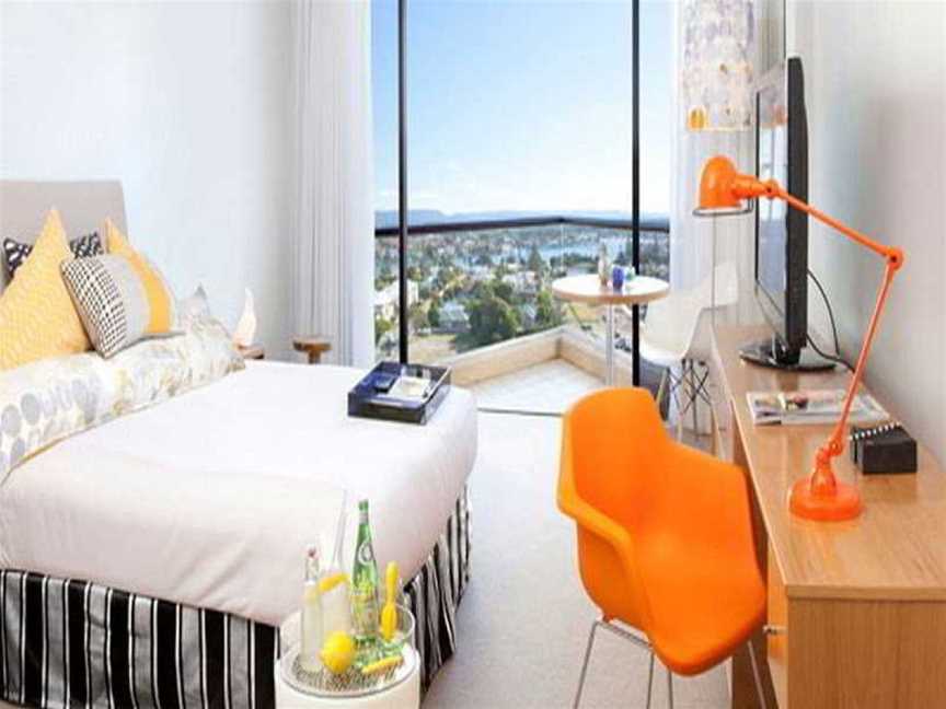 QT Gold Coast, Accommodation in Surfers Paradise