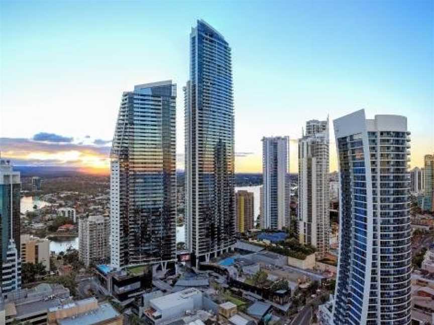 Circle on Cavill Surfers Paradise - GCLR, Accommodation in Surfers Paradise