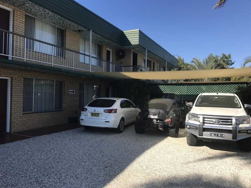 Queenslander Motel, Palm Beach, QLD