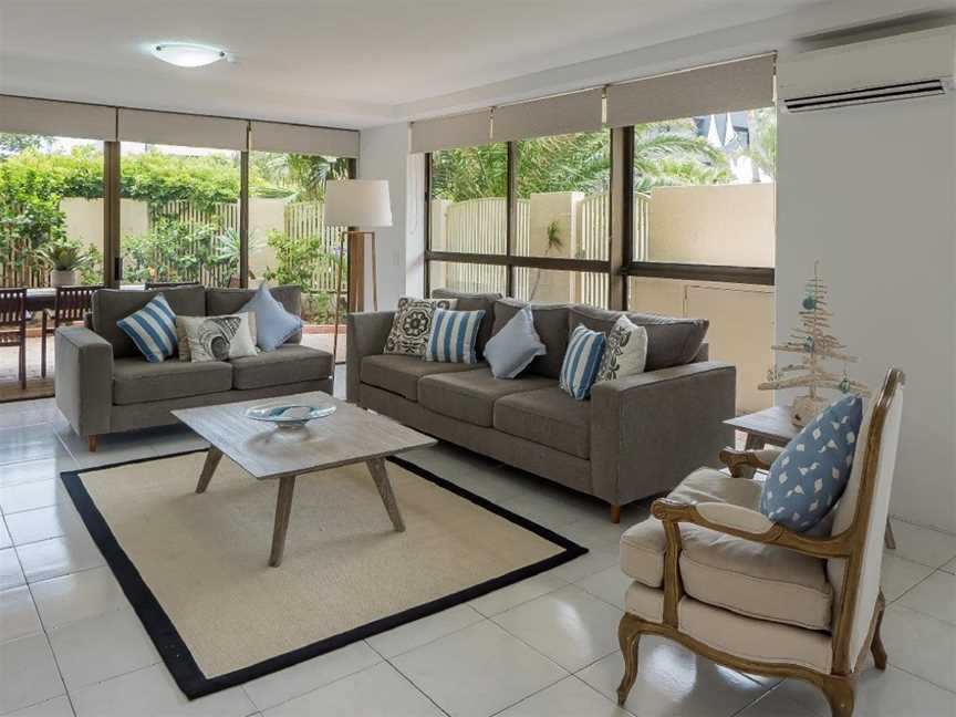 Norfolk Luxury Beachfront Apartments, Main Beach, QLD