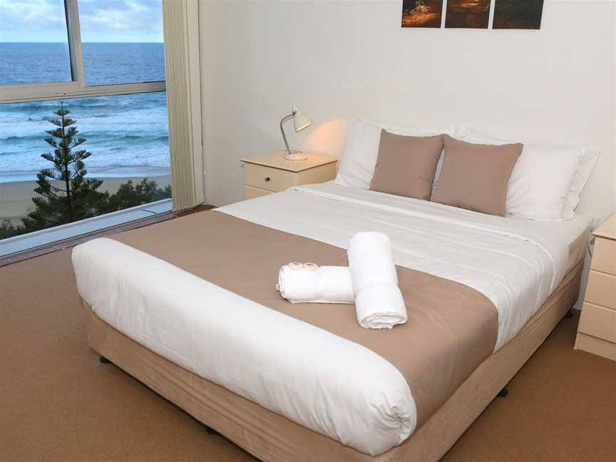 Narrowneck Court Holiday Apartments, Accommodation in Surfers Paradise