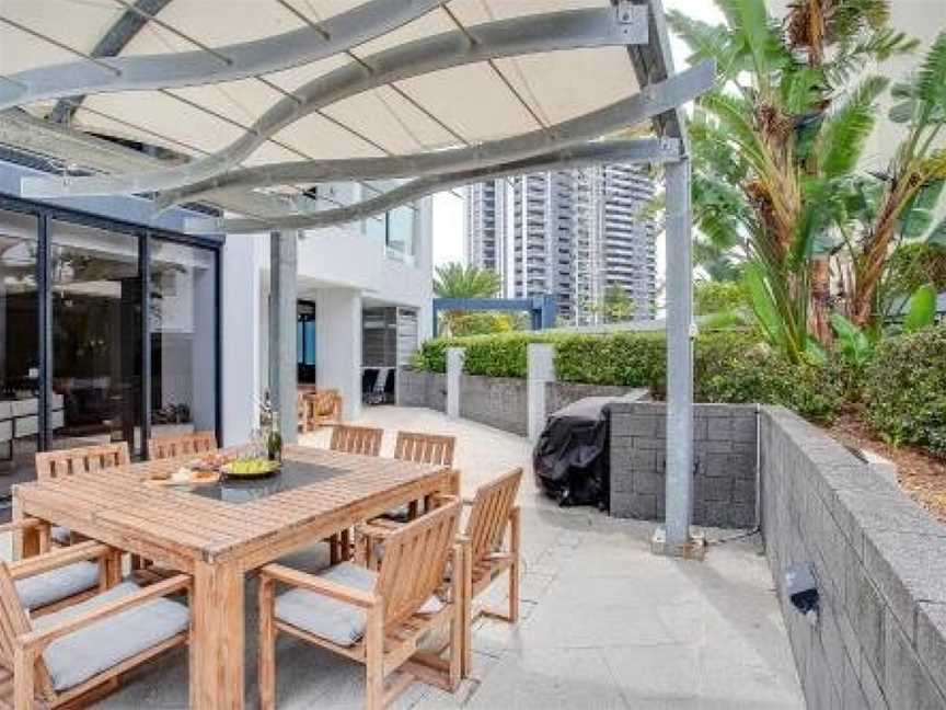 Aria Apartments, Broadbeach, QLD