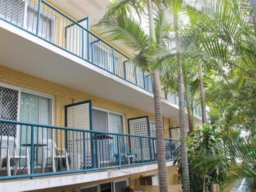 Broadwater Keys Holiday Apartments, Labrador, QLD