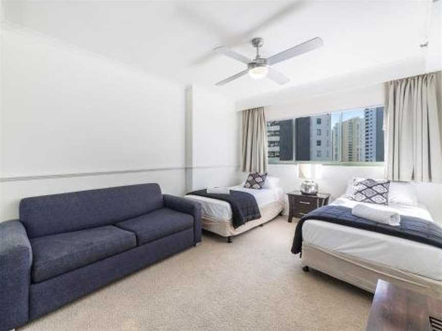 Meriton On Main Beach, Accommodation in Main Beach