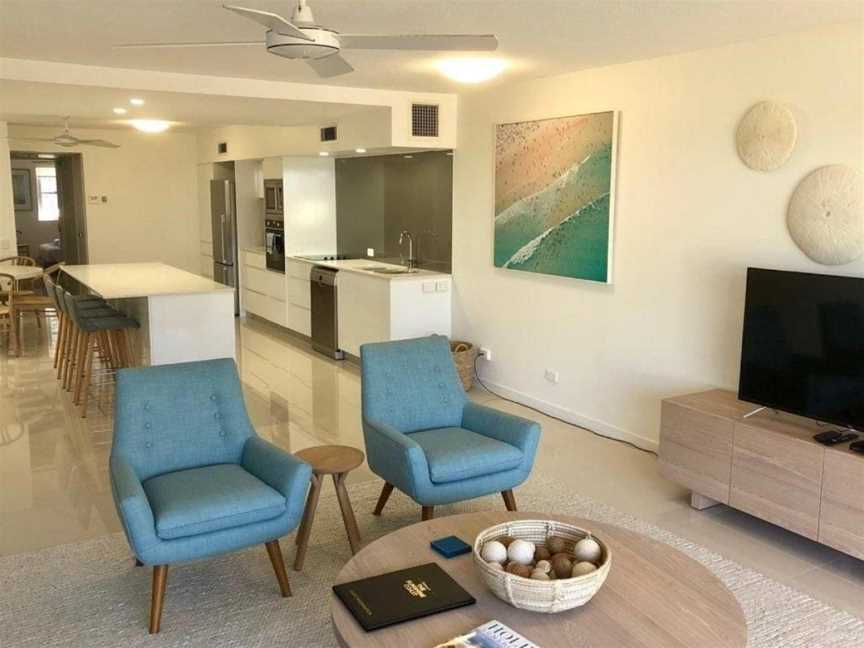 Camargue Beachfront Apartments, Maroochydore, QLD