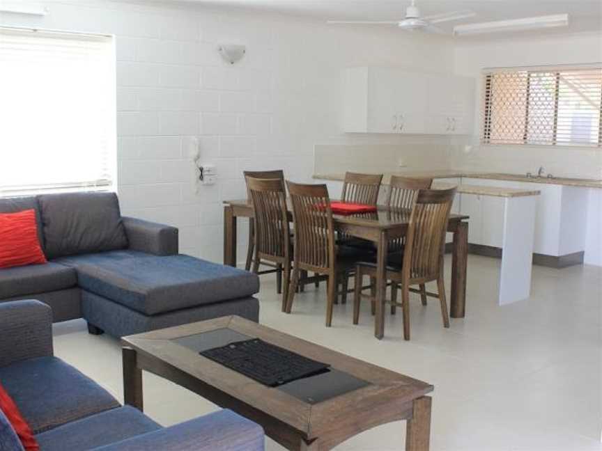 Townsville Holiday Apartments, North Ward, QLD
