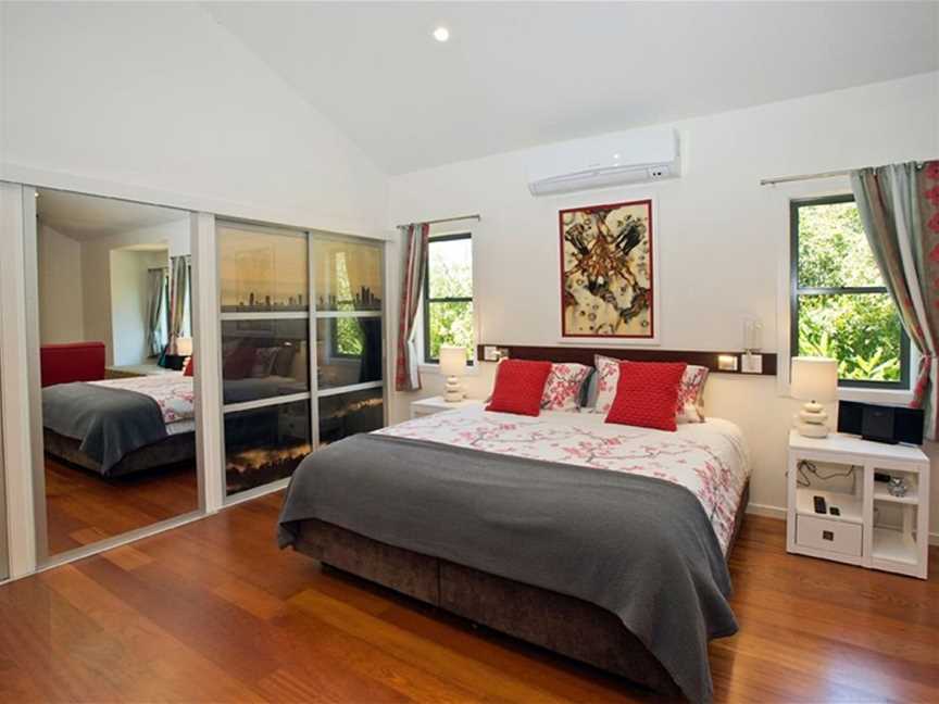 Witches Falls Cottages, Accommodation in Tamborine Mountain