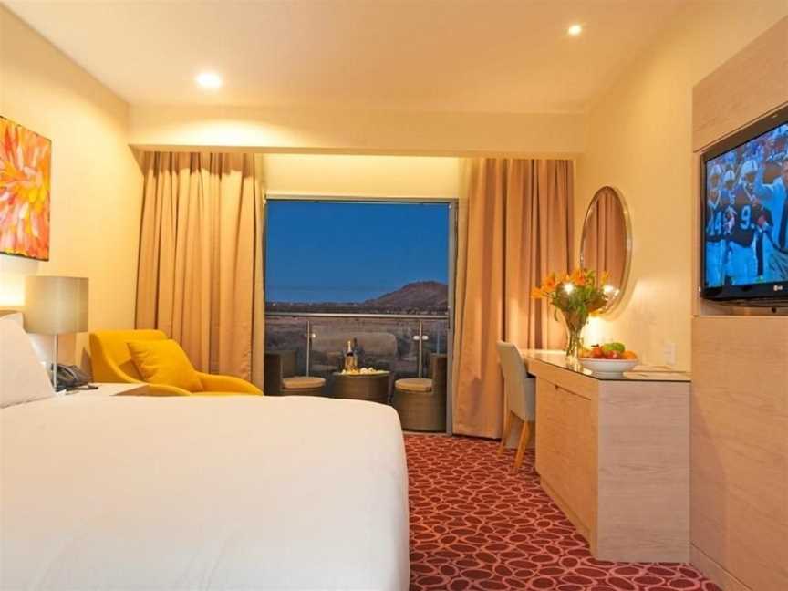 Crowne Plaza Alice Springs Lasseters, an IHG Hotel, Accommodation in Desert Springs