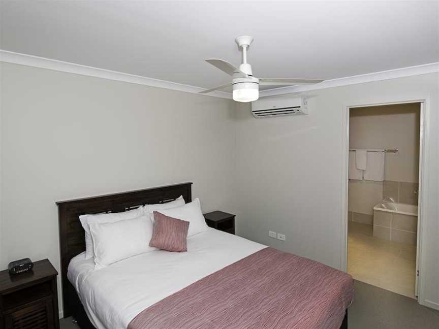 Direct Hotels - Villas on Rivergum, Emerald, QLD