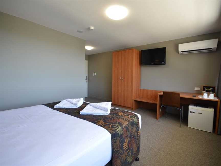 Gladstone Reef Hotel Motel, Gladstone, QLD