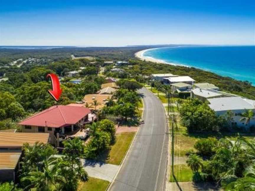 2/80 Cooloola Drive - Comfortable and cosy unit enjoying ocean views and views to Fraser Island, Rainbow Beach, QLD