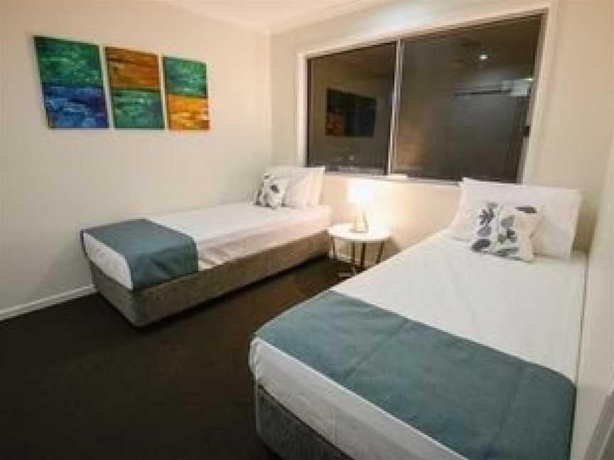 Direct Hotels - Breeze on Brightwater, Mountain Creek, QLD