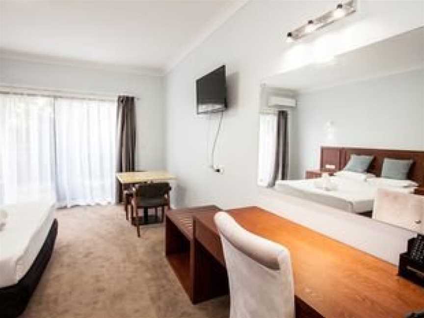 Springwood Motor Inn, Springwood, QLD