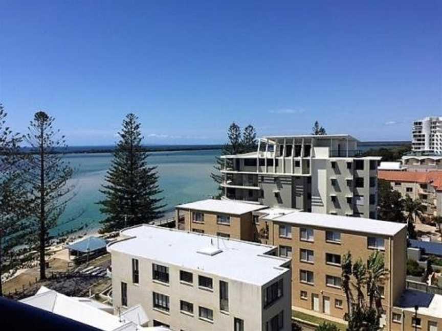 Just Perfect Apartment with Ocean Views, Golden Beach, QLD