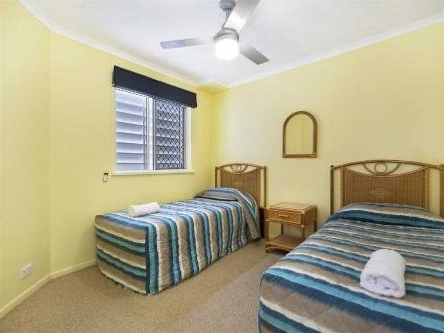 Sandy Shores Holiday Units, Golden Beach, QLD