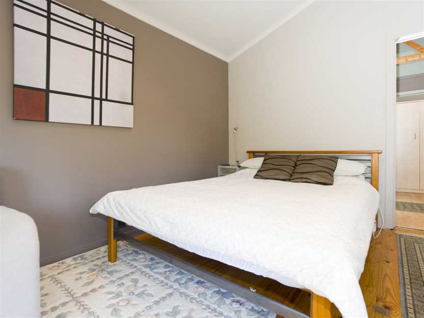 Earle Street Apartment, Lyneham, ACT