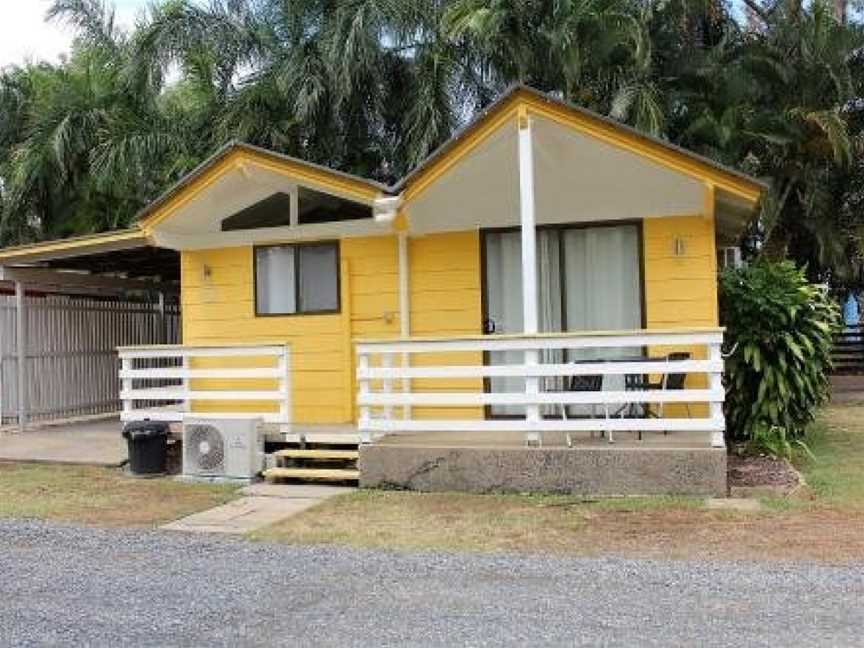 Island View Caravan Park, Accommodation in Canoona