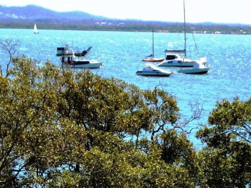 Beacon Light Holiday House, Macleay Island, QLD