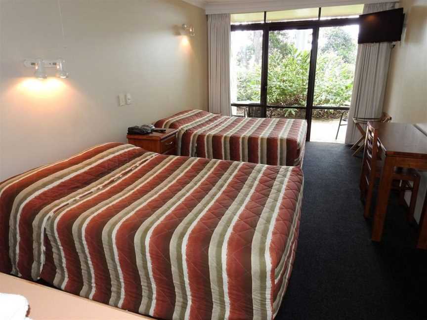 Mt Tamborine Motel, Accommodation in Tamborine Mountain