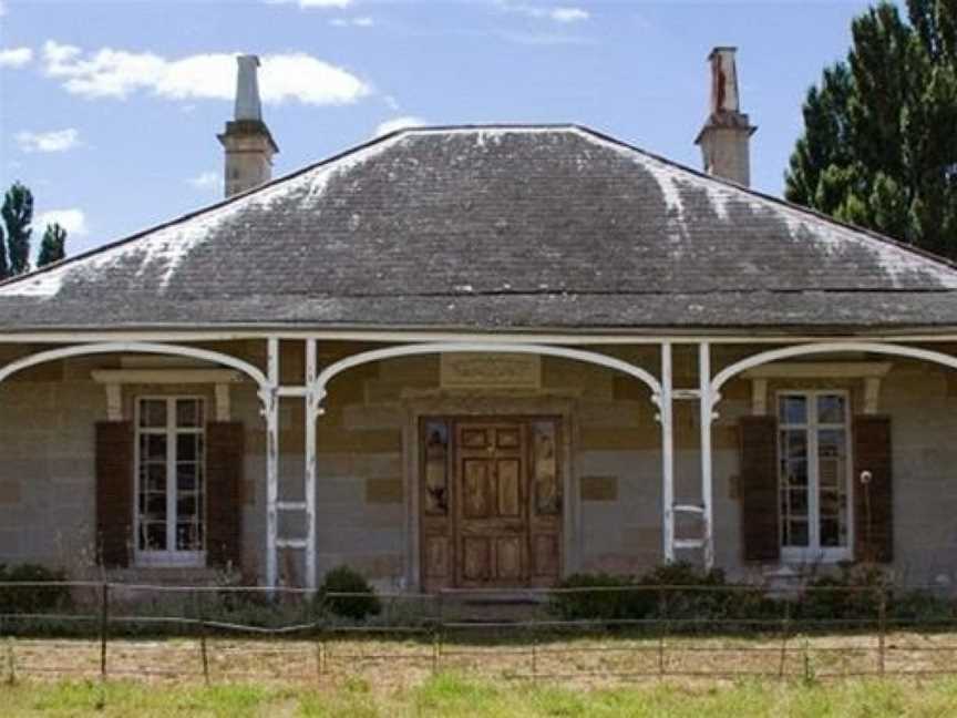 Somercotes, Accommodation in Ross